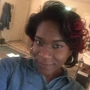 Meet your Posher, Shaneisa